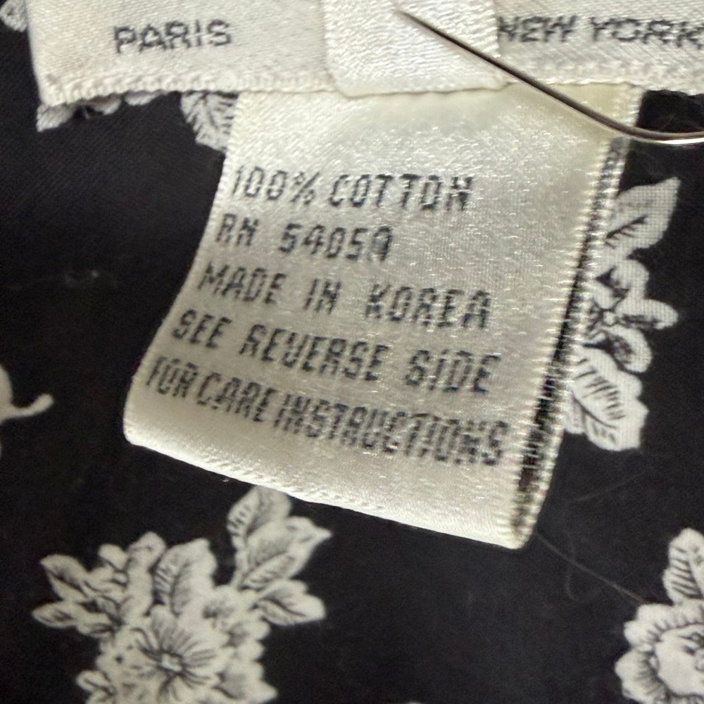 Vintage Christian Dior Separates Blouse Women 10 Black White Floral Modest Retro - Picture 11 of 12